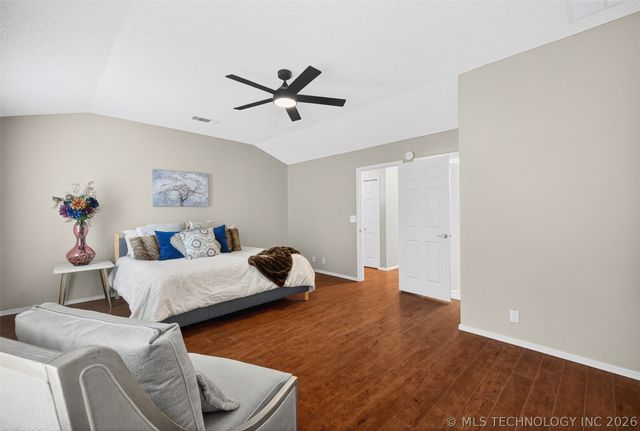 8323 E 81st Place, Tulsa, OK 74133