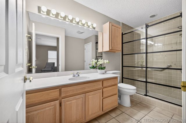 8323 E 81st Place, Tulsa, OK 74133