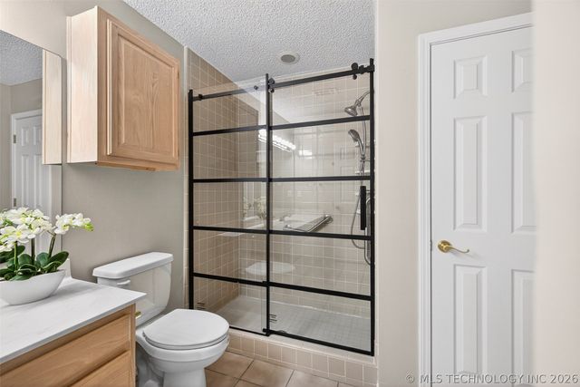 8323 E 81st Place, Tulsa, OK 74133