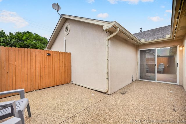 8323 E 81st Place, Tulsa, OK 74133