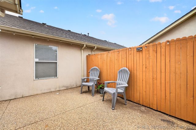 8323 E 81st Place, Tulsa, OK 74133