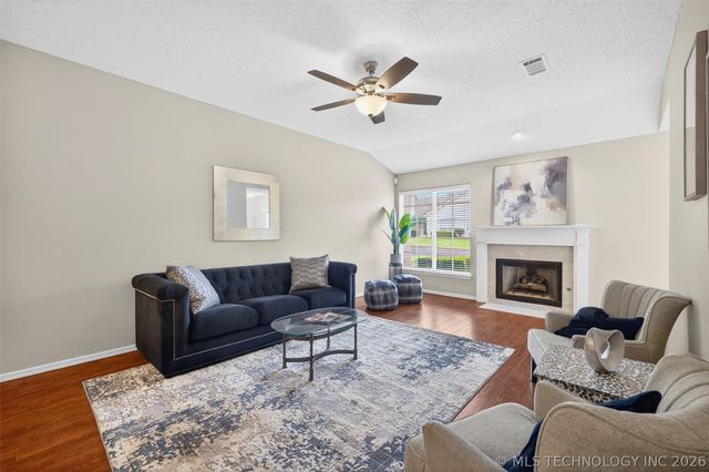 8323 E 81st Place, Tulsa, OK 74133