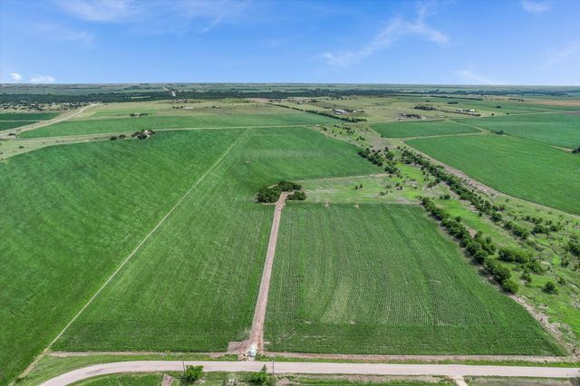 12500 Felder LN, Coupland, TX 78615