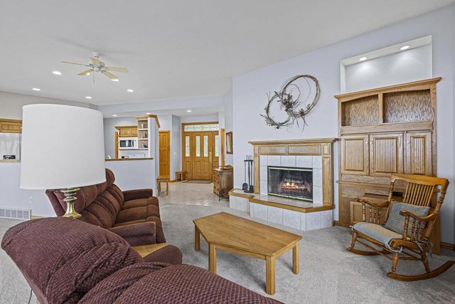 6051 SUNSET SHORES ROAD, Luxemburg, WI 54217