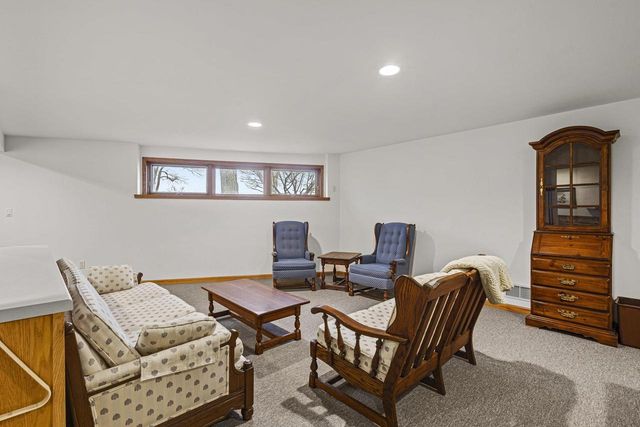 6051 SUNSET SHORES ROAD, Luxemburg, WI 54217
