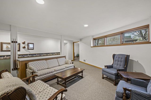 6051 SUNSET SHORES ROAD, Luxemburg, WI 54217