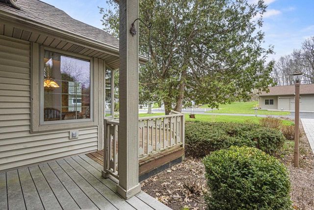 6051 SUNSET SHORES ROAD, Luxemburg, WI 54217