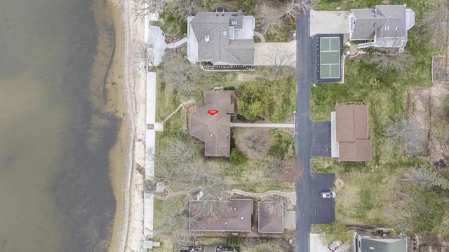 6051 SUNSET SHORES ROAD, Luxemburg, WI 54217