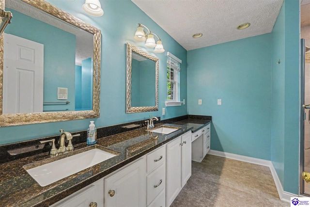 604 Hickory Lane, Elizabethtown, KY 42701
