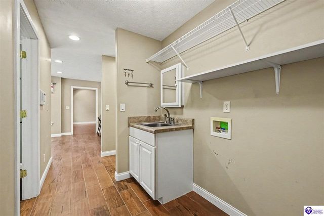 604 Hickory Lane, Elizabethtown, KY 42701