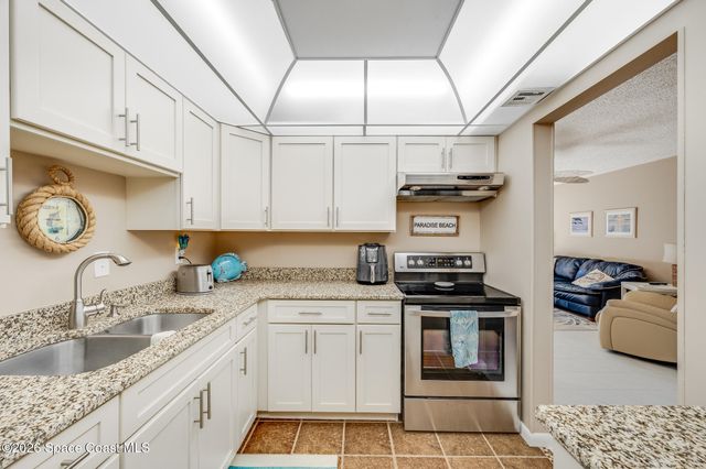 2700 N Highway A1a 4-202, Indialantic, FL 32903