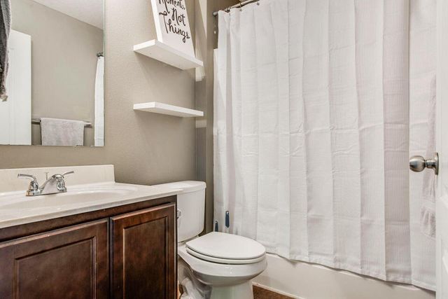 2362 Duncan Ridge Drive, Navarre, FL 32566