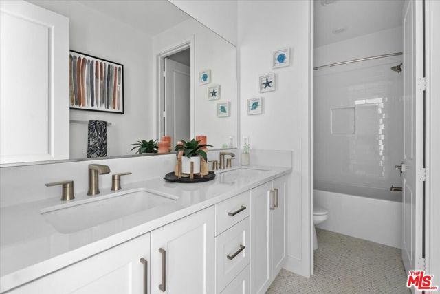 21181 Strathmoor Lane, Huntington Beach, CA 92646