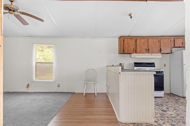 370 Lakeside Circle, Trinity, TX 75862