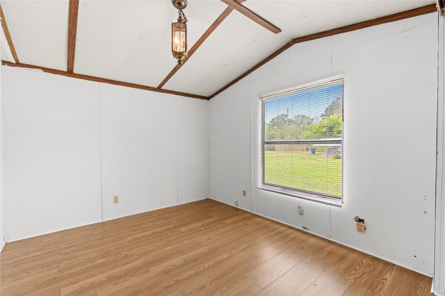 370 Lakeside Circle, Trinity, TX 75862