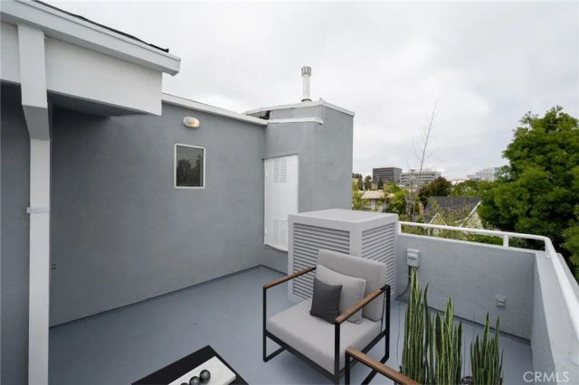 1240 25th Street 1, Santa Monica, CA 90404