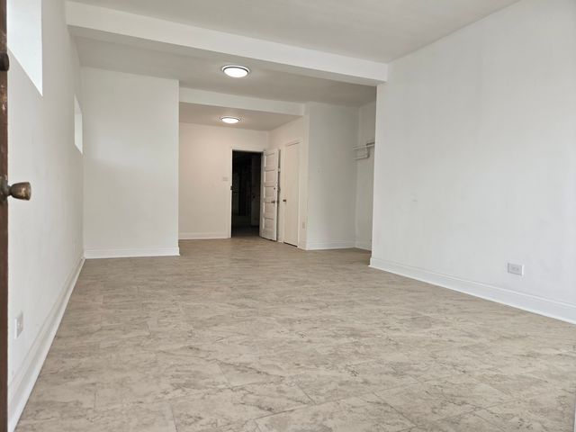 6021 W Addison Street, Chicago, IL 60634