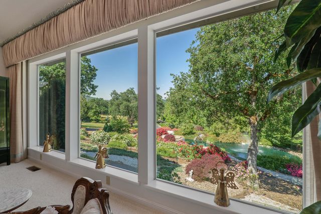 701 Serenity Lane, Grants Pass, OR 97526