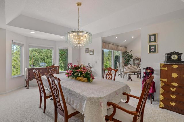 701 Serenity Lane, Grants Pass, OR 97526