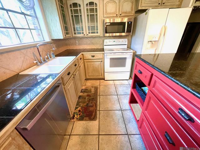 11019 Goodwood Blvd, Baton Rouge, LA 70815