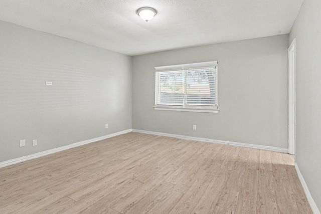 224 Rockcrest Drive, Mesquite, TX 75150