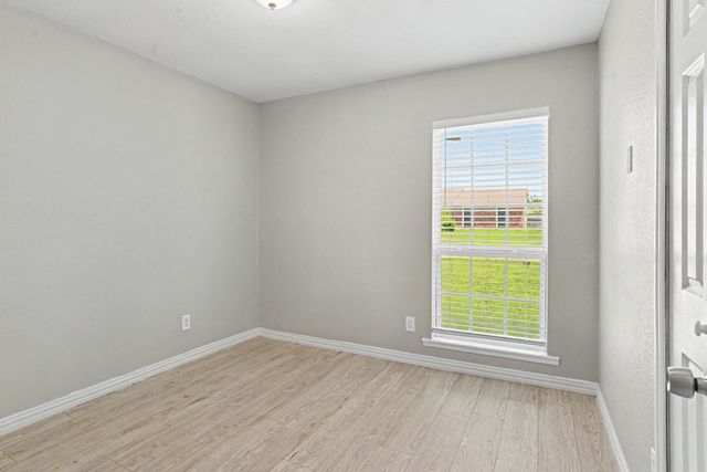 224 Rockcrest Drive, Mesquite, TX 75150