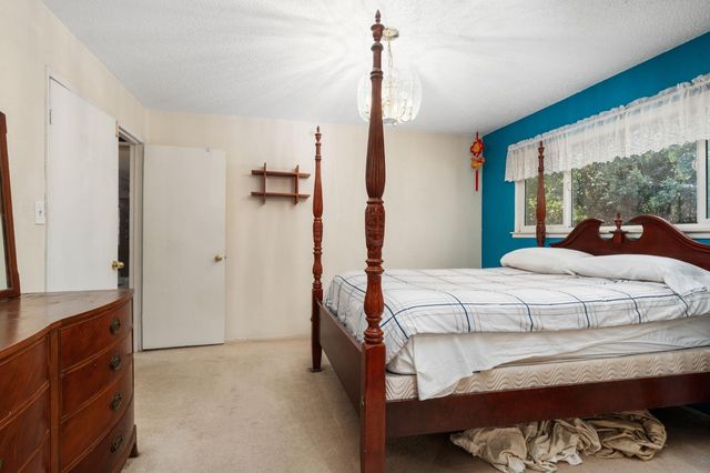 6545 N Raisina Avenue, Fresno, CA 93710