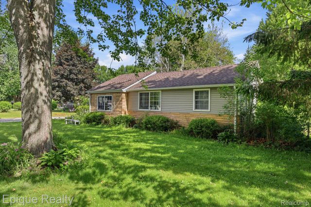 3652 Norman Road, Burtchville Township, MI 48059