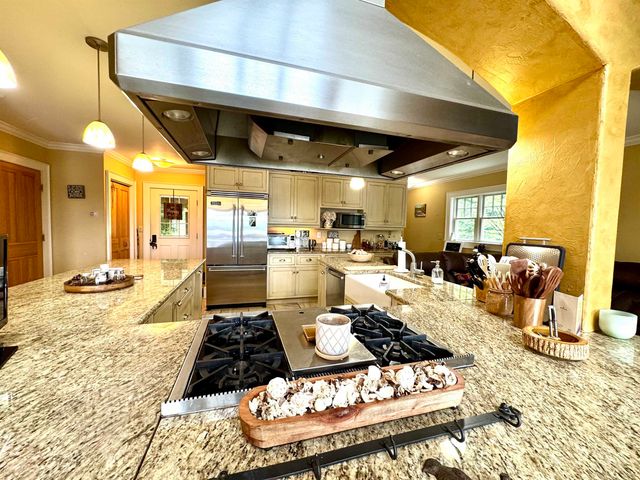 19 Backiel Drive, Stewartstown, NH 03576