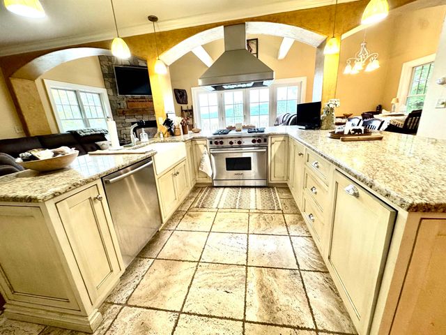 19 Backiel Drive, Stewartstown, NH 03576