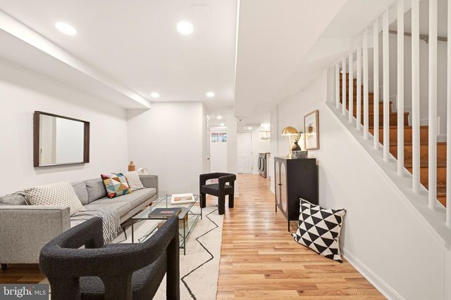 2206 16TH ST NE, Washington, DC 20018