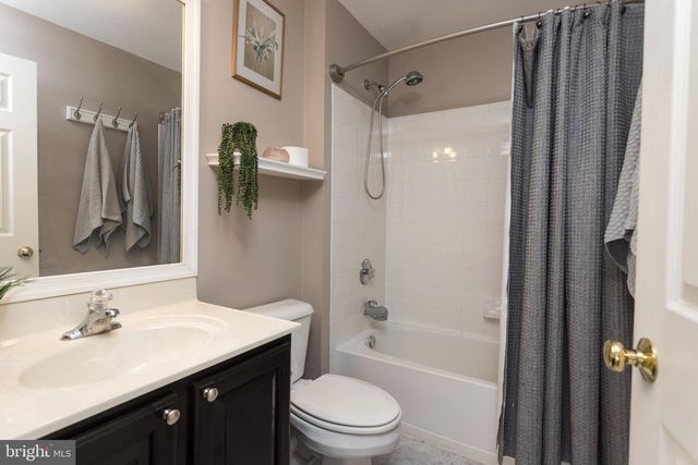 3013 RAKING LEAF DR, Abingdon, MD 21009