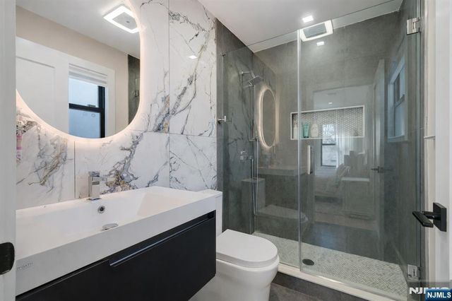 1013 Boulevard, New Milford, NJ 07646