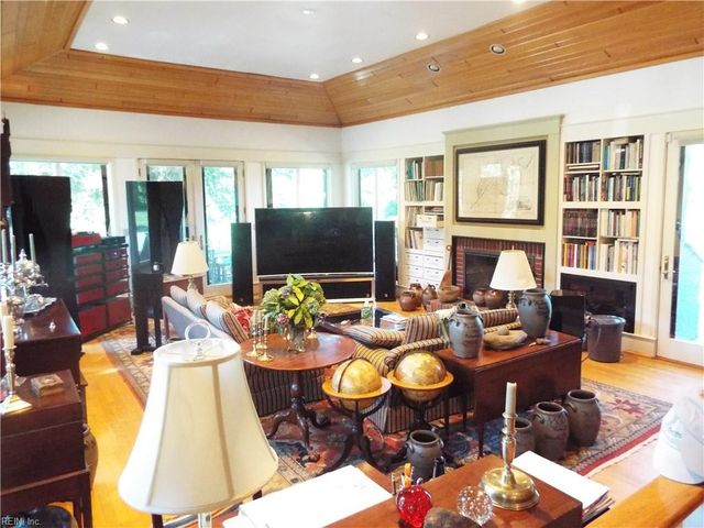 15050 White Meadow RD, Boykins, VA 23827