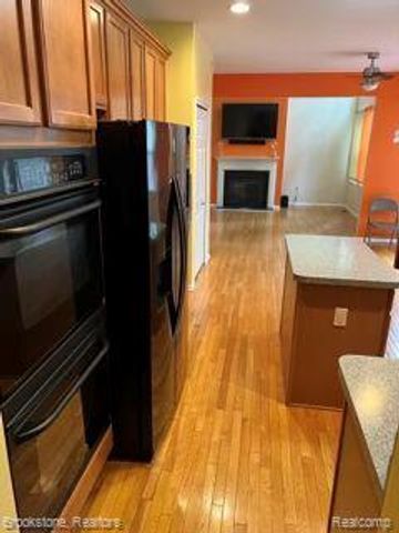 33540 Birchlawn, Westland, MI 48185