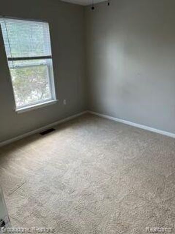 33540 Birchlawn, Westland, MI 48185