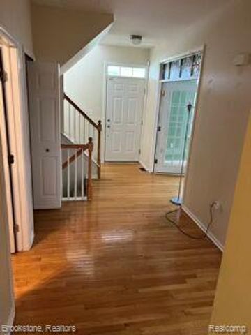 33540 Birchlawn, Westland, MI 48185