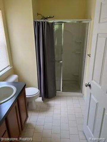 33540 Birchlawn, Westland, MI 48185