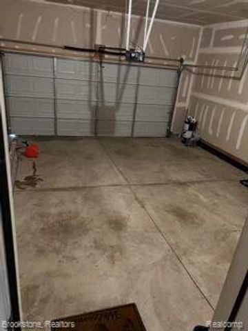 33540 Birchlawn, Westland, MI 48185