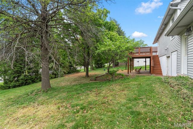 1627 Prestonpark Lane, St Louis, MO 63146