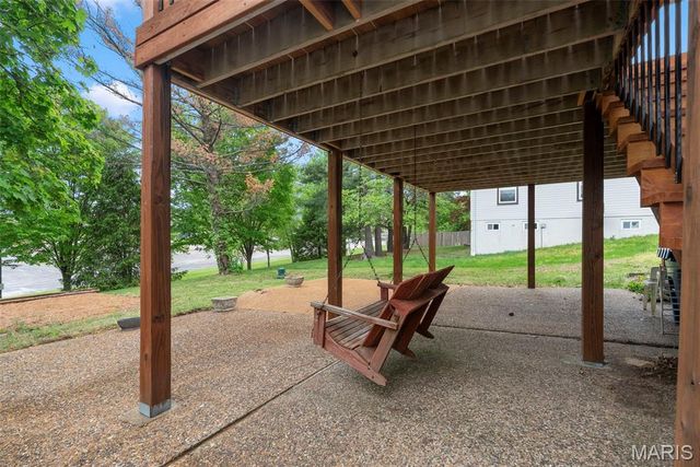 1627 Prestonpark Lane, St Louis, MO 63146