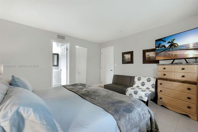 1001 NW 45th St 6, Deerfield Beach, FL 33064