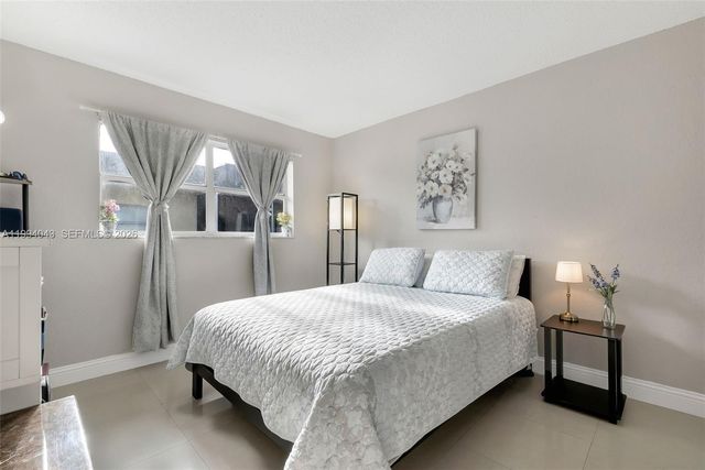 1001 NW 45th St 6, Deerfield Beach, FL 33064