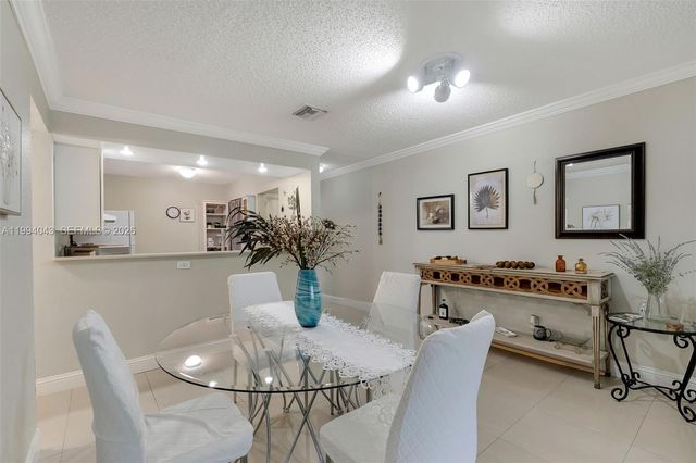 1001 NW 45th St 6, Deerfield Beach, FL 33064