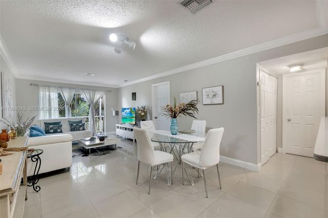 1001 NW 45th St 6, Deerfield Beach, FL 33064