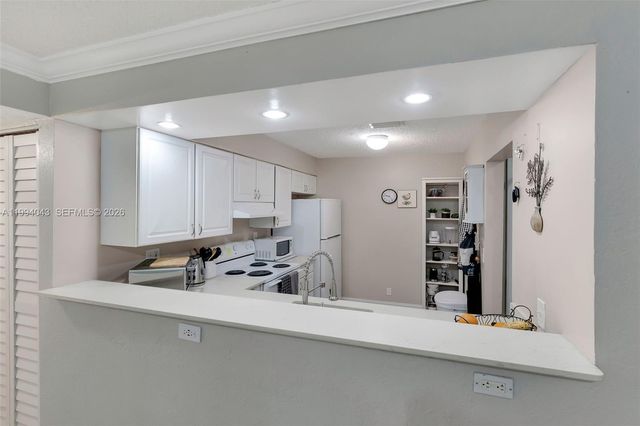 1001 NW 45th St 6, Deerfield Beach, FL 33064