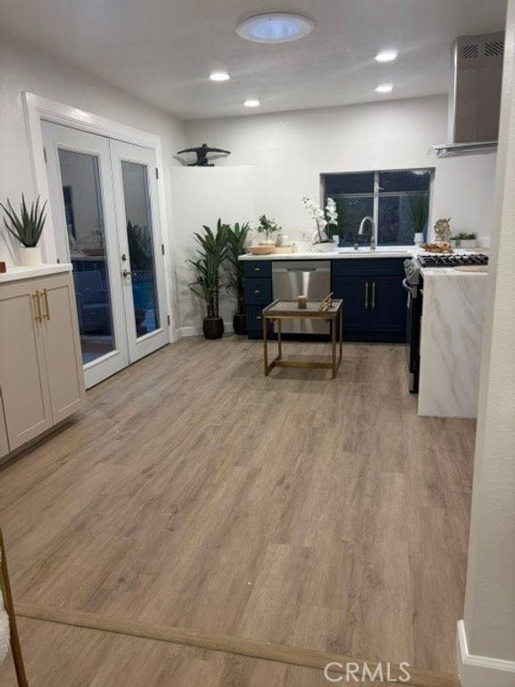 Image 15 of property listing at 5847 Texhoma Avenue, Encino, CA 91316