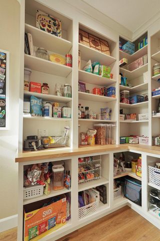 5352 Gladstone, Stockton, CA 95219