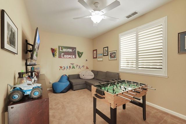 5352 Gladstone, Stockton, CA 95219