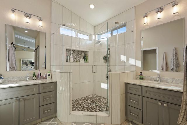 5352 Gladstone, Stockton, CA 95219